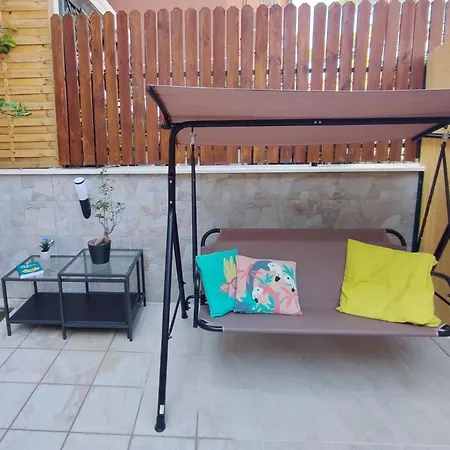 Apartment Agli Acquedotti, Con Giardino Privato Rome
